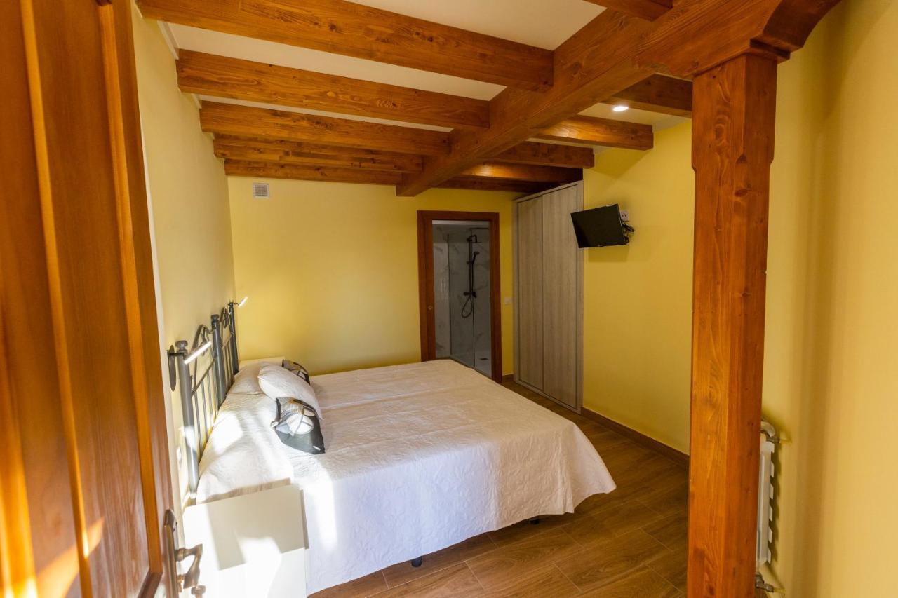 Apartamentos Casona Del Campo Navia Ngoại thất bức ảnh