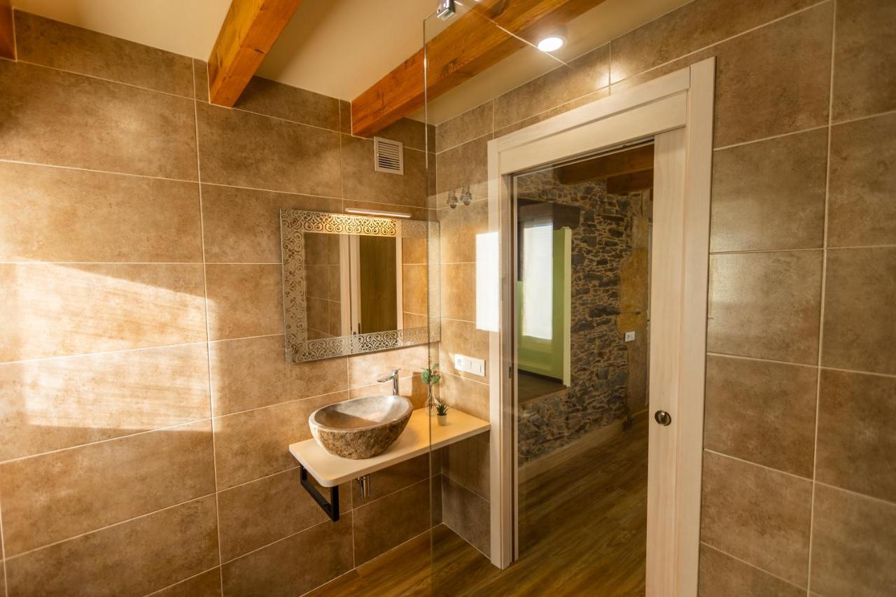 Apartamentos Casona Del Campo Navia Ngoại thất bức ảnh