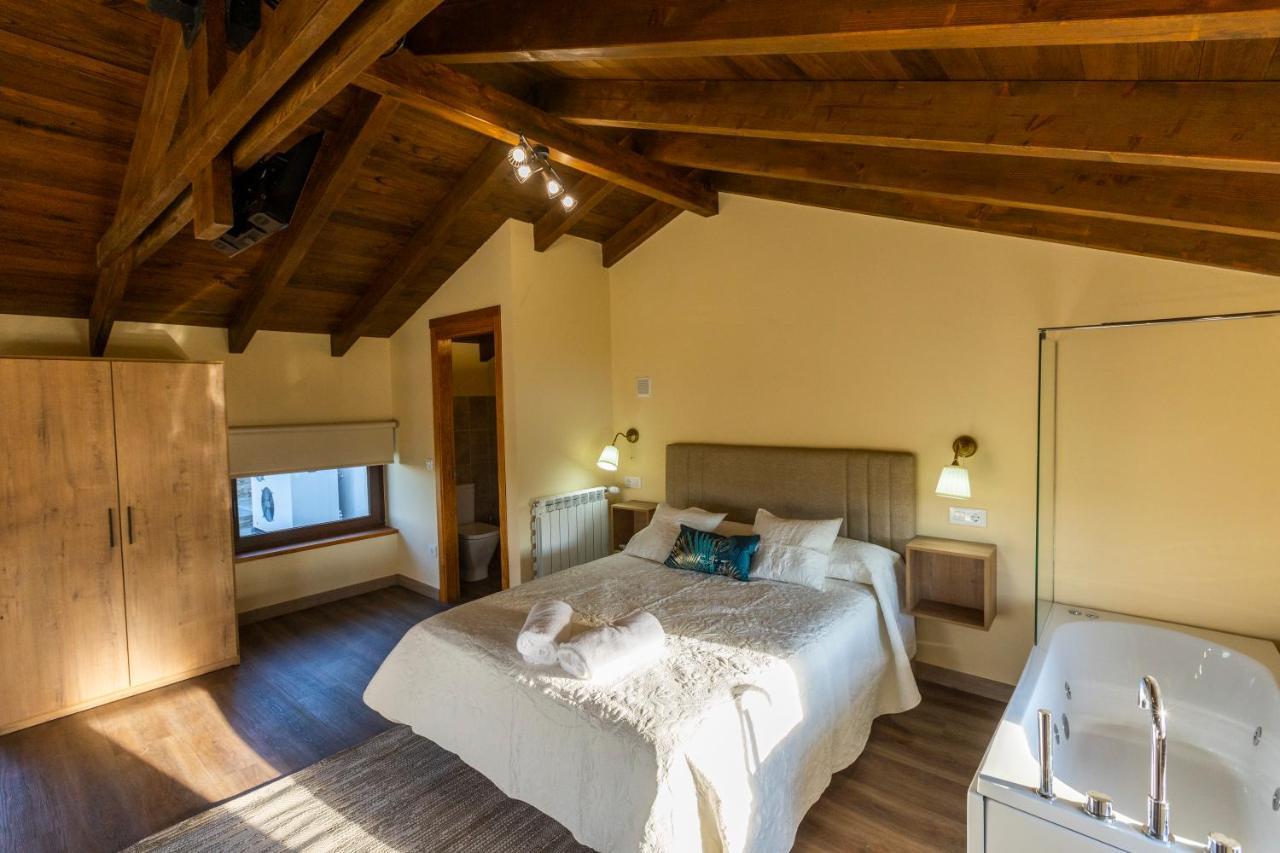 Apartamentos Casona Del Campo Navia Ngoại thất bức ảnh