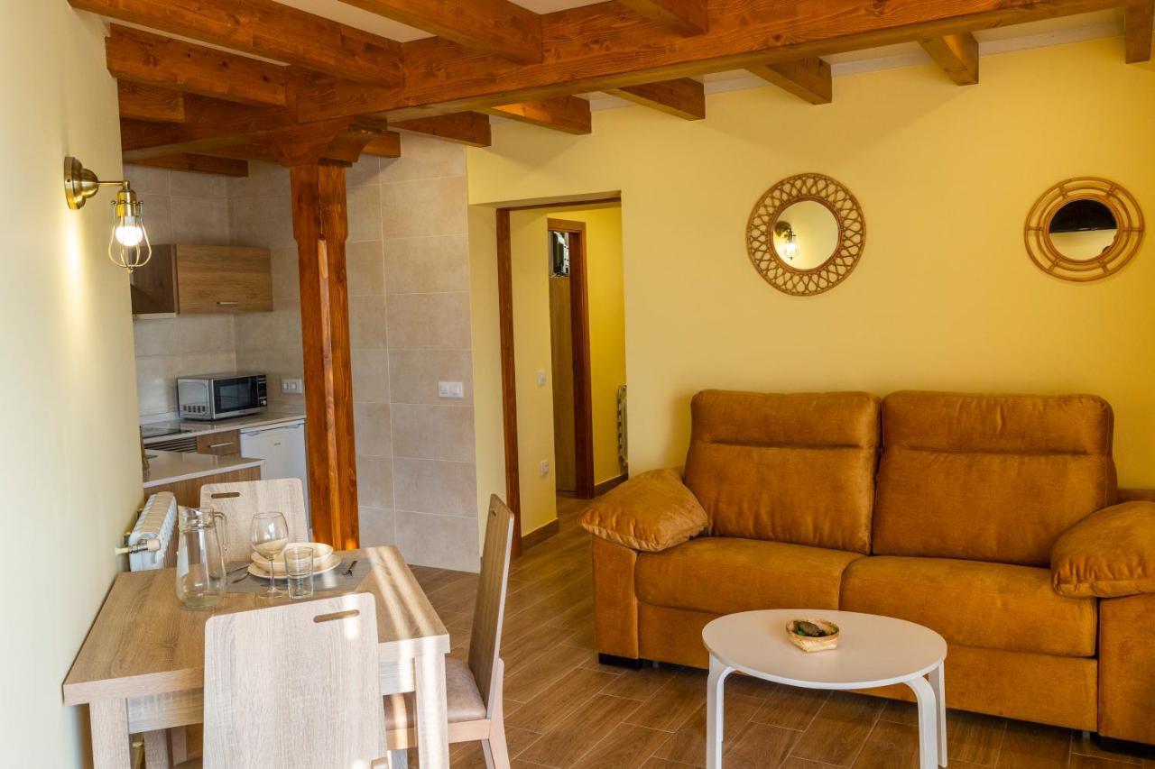 Apartamentos Casona Del Campo Navia Ngoại thất bức ảnh